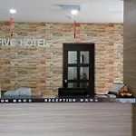 Five Hotel
